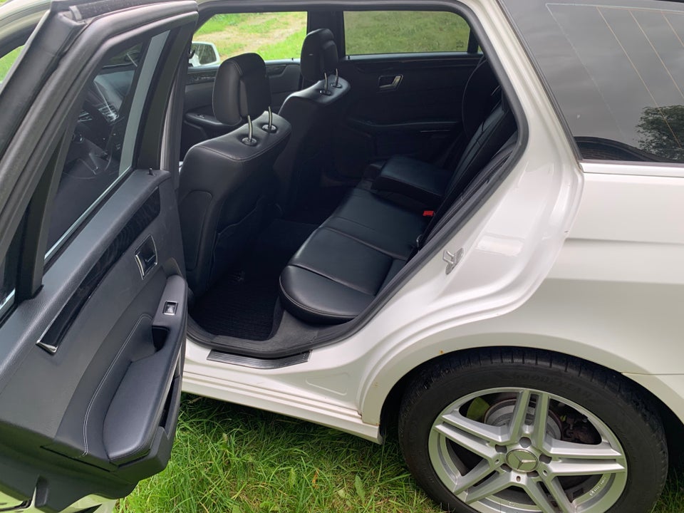 Mercedes E200 2,2 CDi Avantgarde stc. aut. 5d