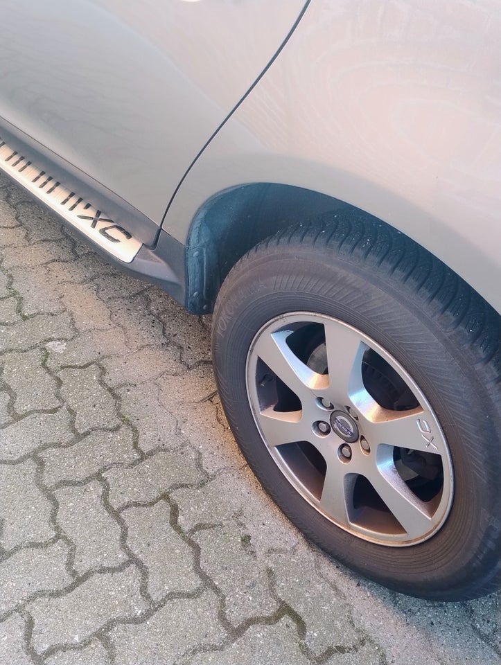 Volvo XC60 2,4 D4 163 Momentum aut. AWD 5d