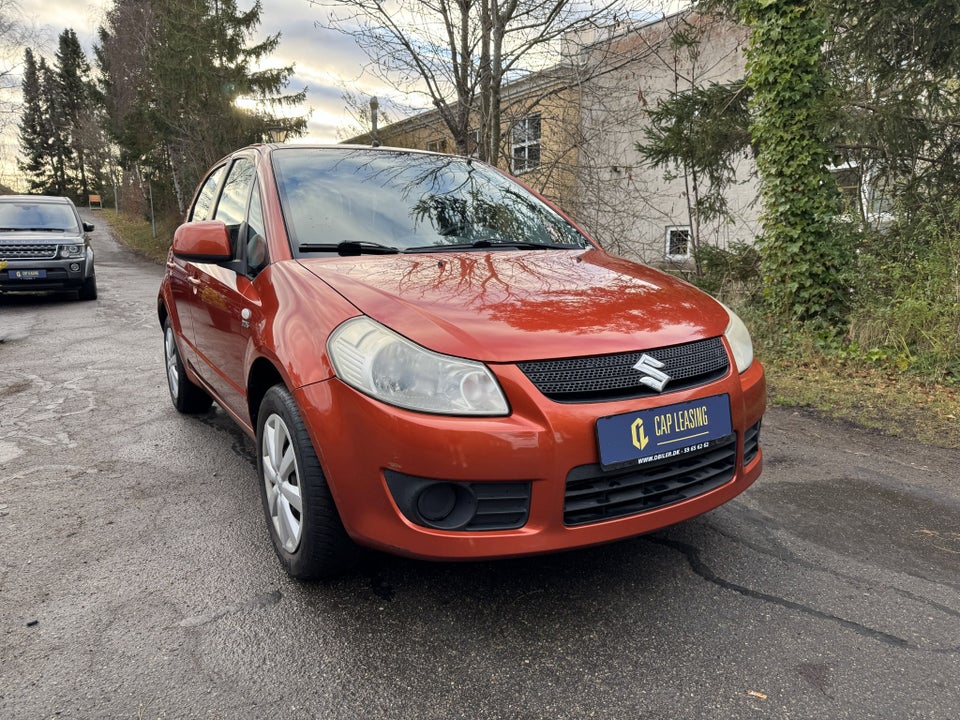 Suzuki SX4 1,6 DDiS GL 5d