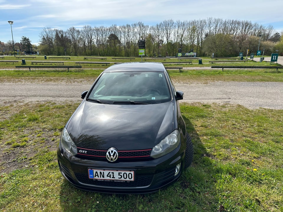 VW Golf VI 2,0 GTi DSG 3d