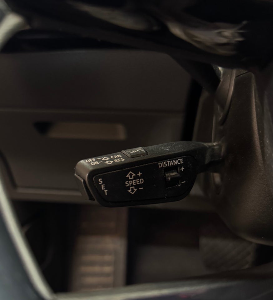 Audi e-tron 55 S-line Sportback quattro 5d