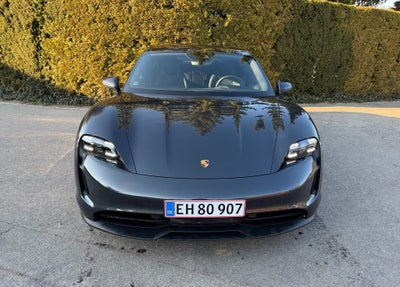 Porsche Taycan   4d
