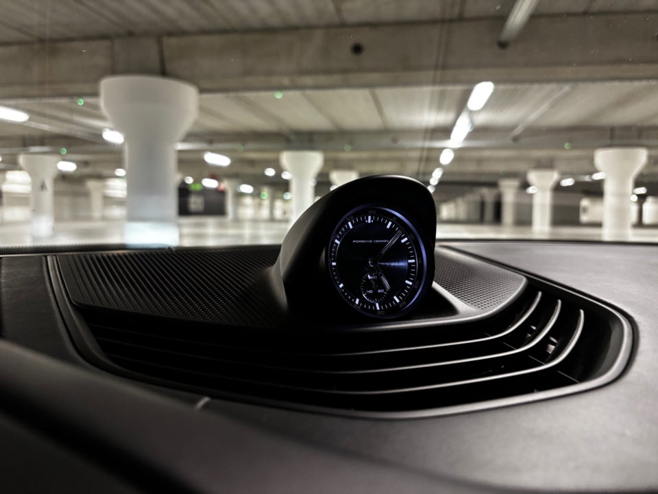 Porsche Taycan Turbo S Performance+ Cross Turismo 5d