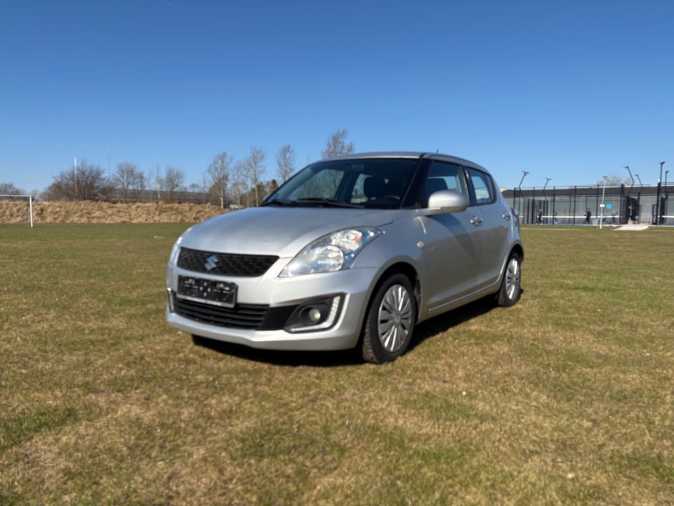 Suzuki Swift 1,2 Dualjet Club 5d