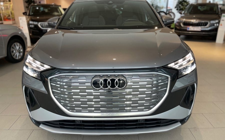 Audi Q4 e-tron 50 S-line quattro 5d