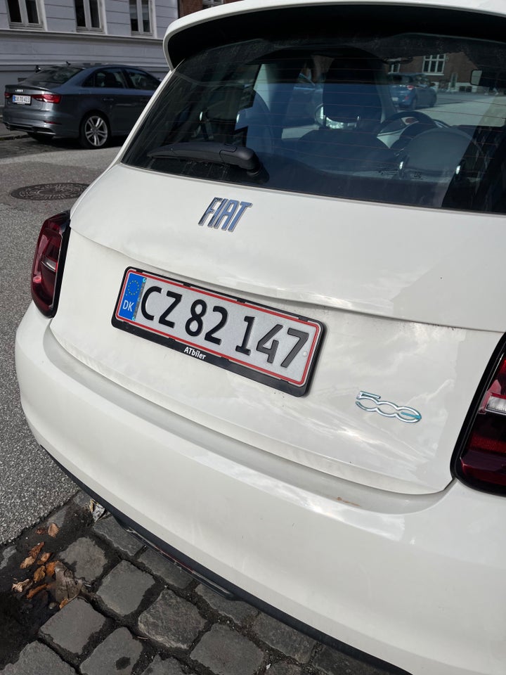 Fiat 500e 42 Icon 3d