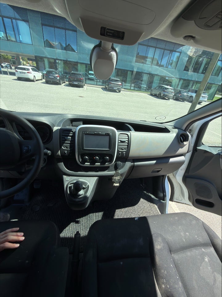 Renault Trafic T29 1,6 dCi 125 L2H2