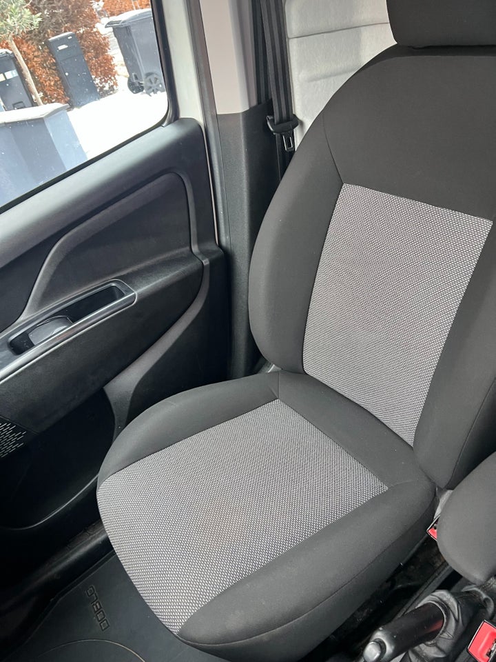 Fiat Doblò Cargo 1,3 MJT 95 Professional+ L2