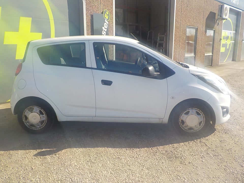 Chevrolet Spark 1,0 LA 5d