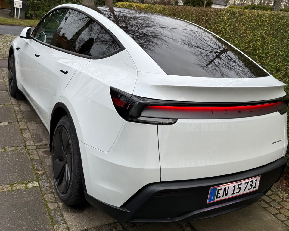 Tesla Model Y Premium Long Range RWD 5d