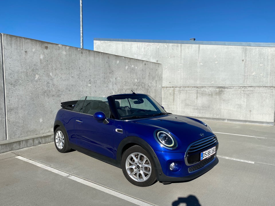 MINI Cooper 1,5 Essential Cabriolet aut. 2d