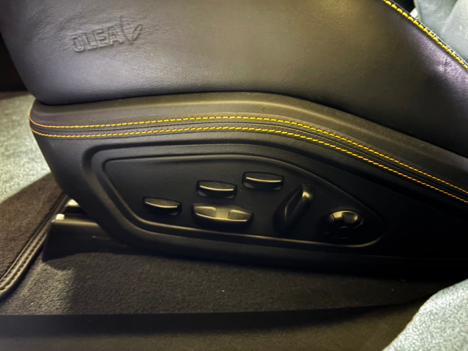 Porsche Taycan Turbo S Performance+ Cross Turismo 5d