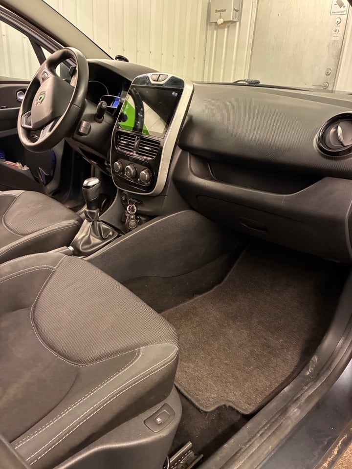 Renault Clio IV 1,5 dCi 90 Zen 5d