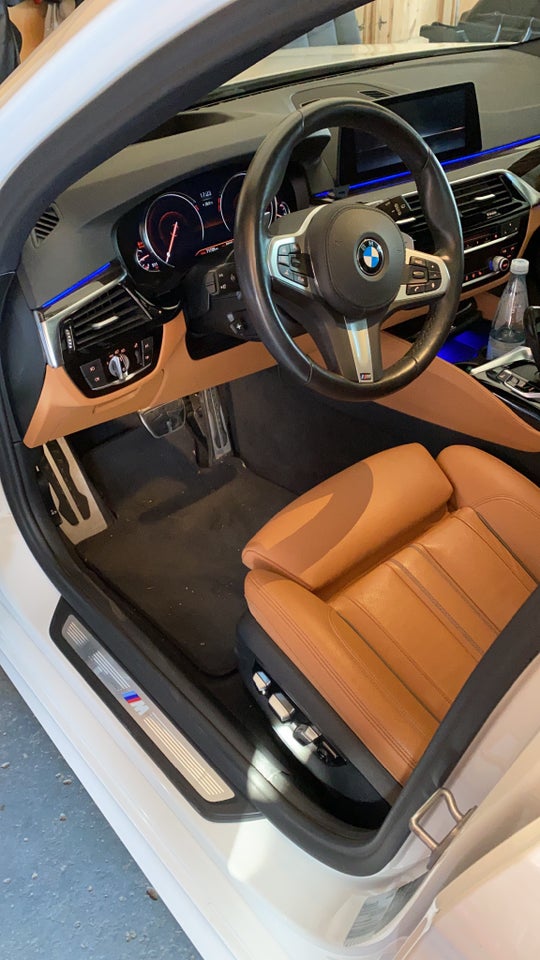 BMW 530d 3,0 Touring M-Sport xDrive aut. 5d