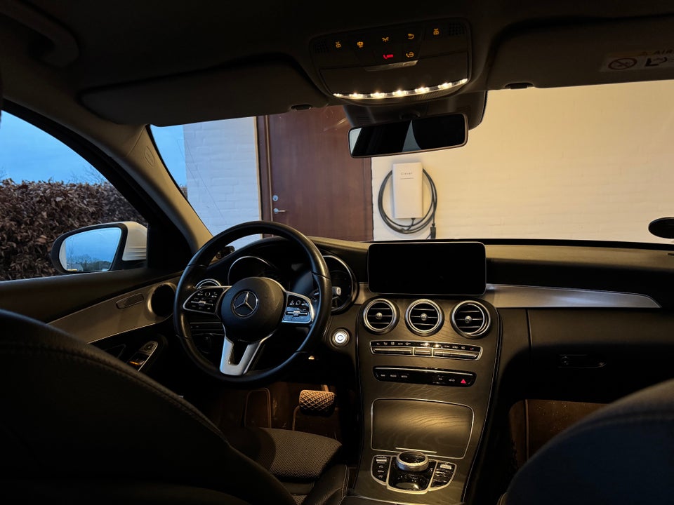 Mercedes C220 d 2,0 Avantgarde stc. aut. 5d