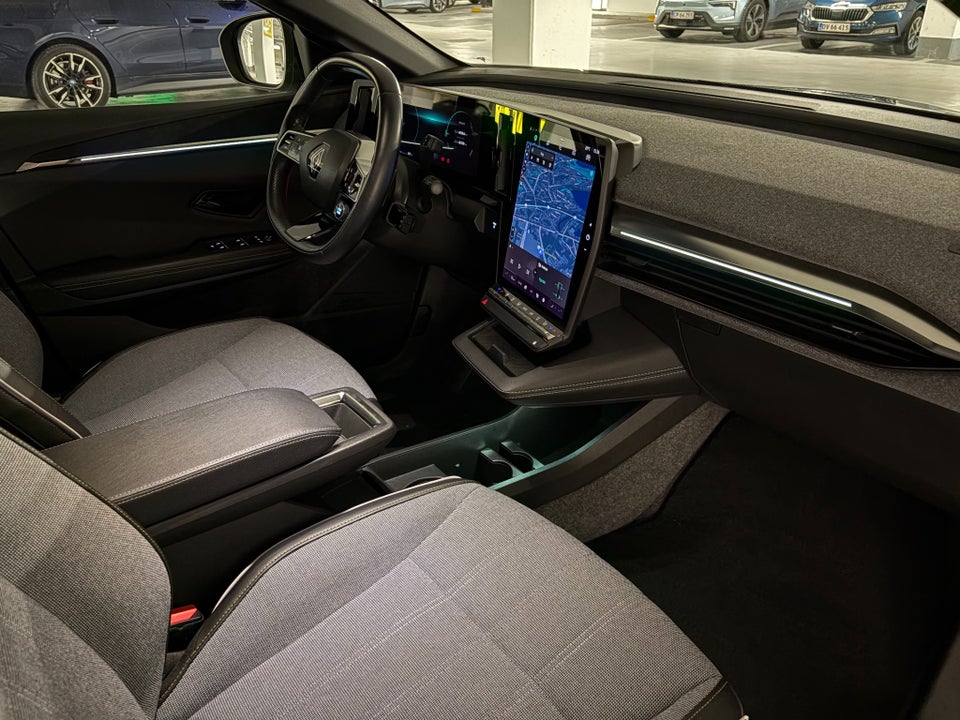 Renault Megane E-Tech 60 Techno 5d