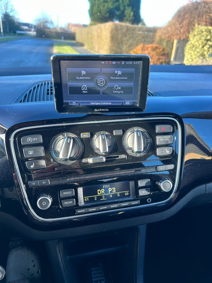 VW Up! 1,0 60 High Up! BMT 5d