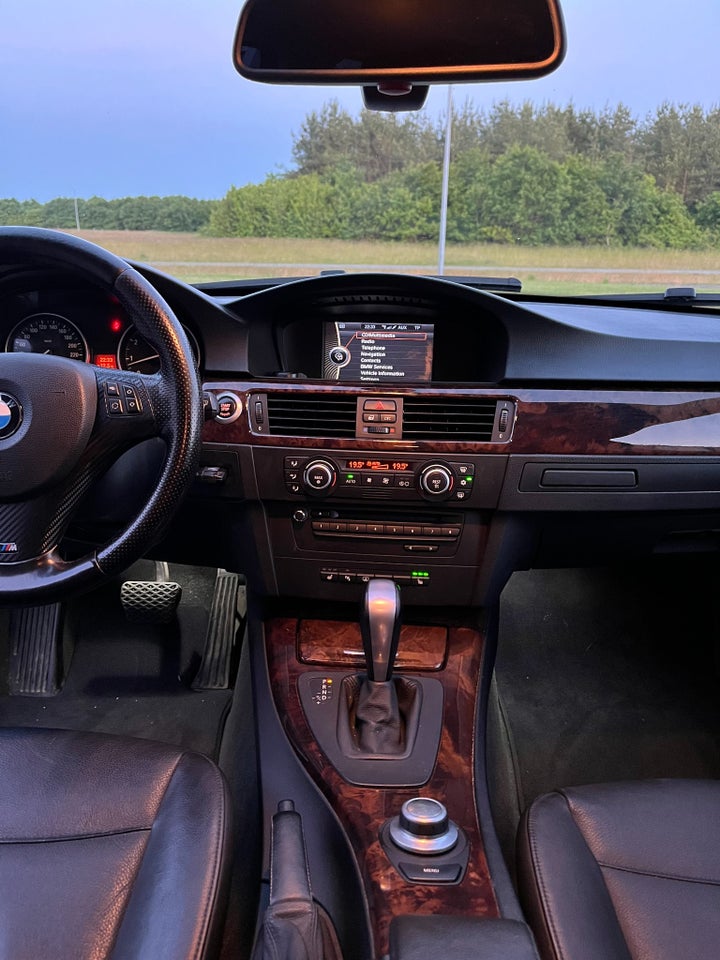 BMW 330i 3,0 Steptr. 4d