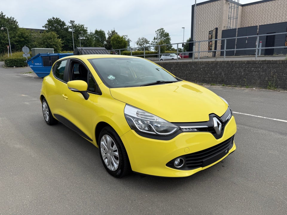 Renault Clio IV 1,5 dCi 75 Expression 5d