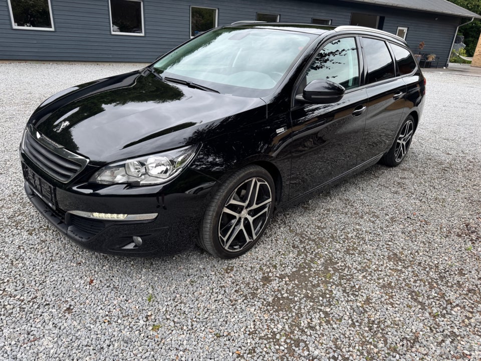 Peugeot 308 1,6 BlueHDi 120 Chili Style SW 5d