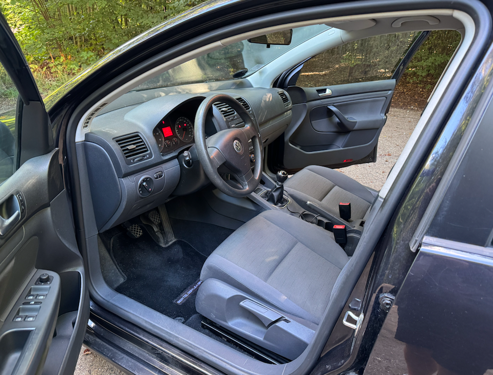 VW Golf V 1,4 TSi 140 Comfortline 5d