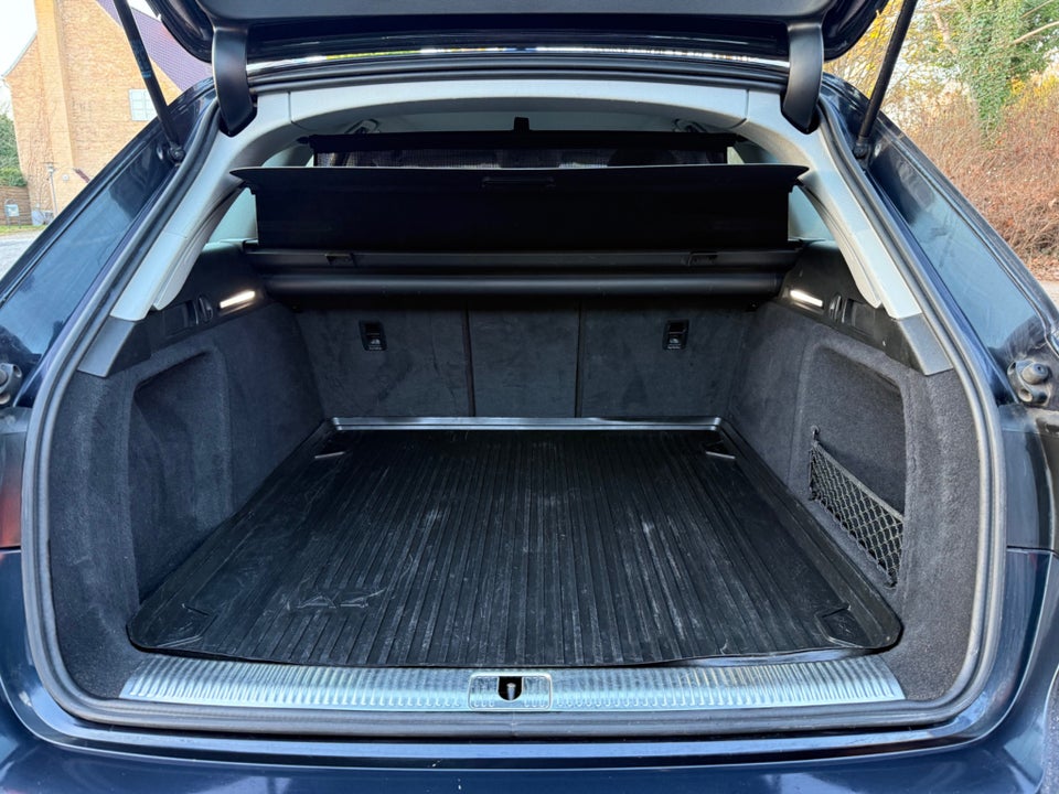 Audi A4 allroad 2,0 TFSi 252 quattro S-tr. 5d