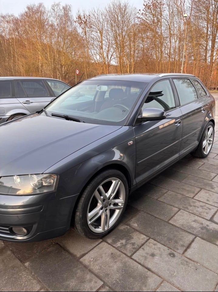Audi A3 2,0 FSi Attraction Sportback 5d