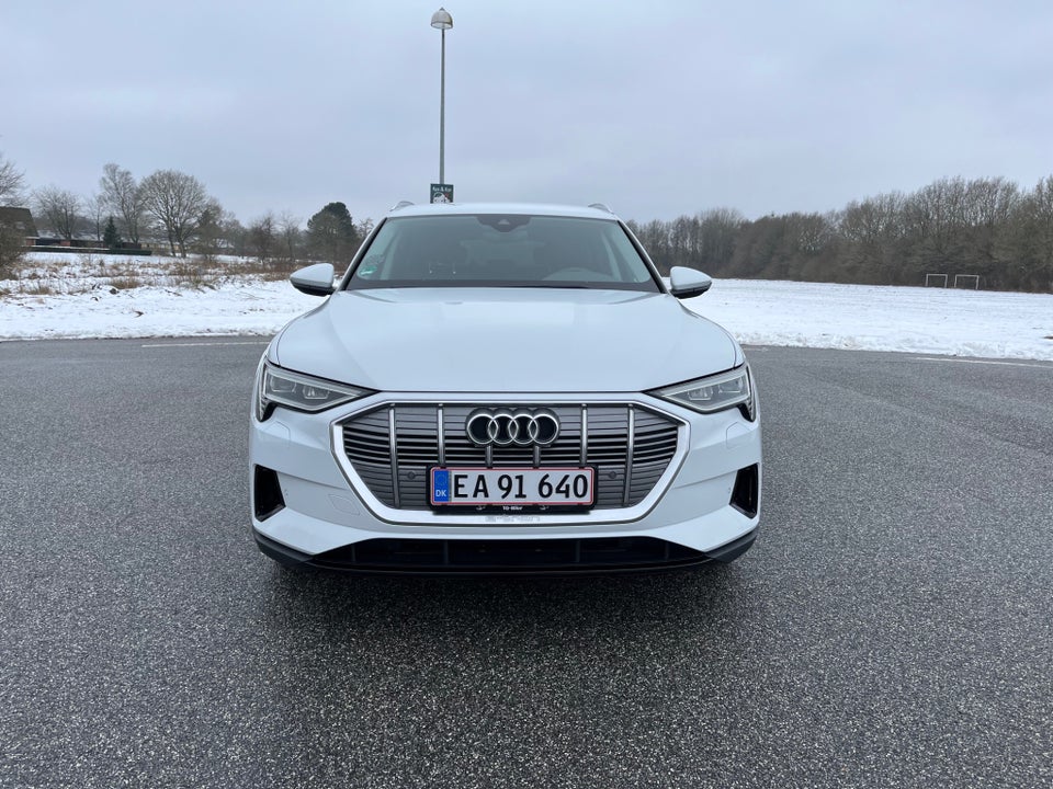 Audi e-tron 50 quattro 5d