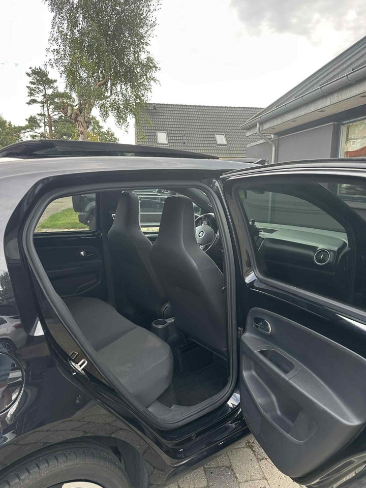 VW Up! 1,0 MPi 60 Move Up! BMT 5d