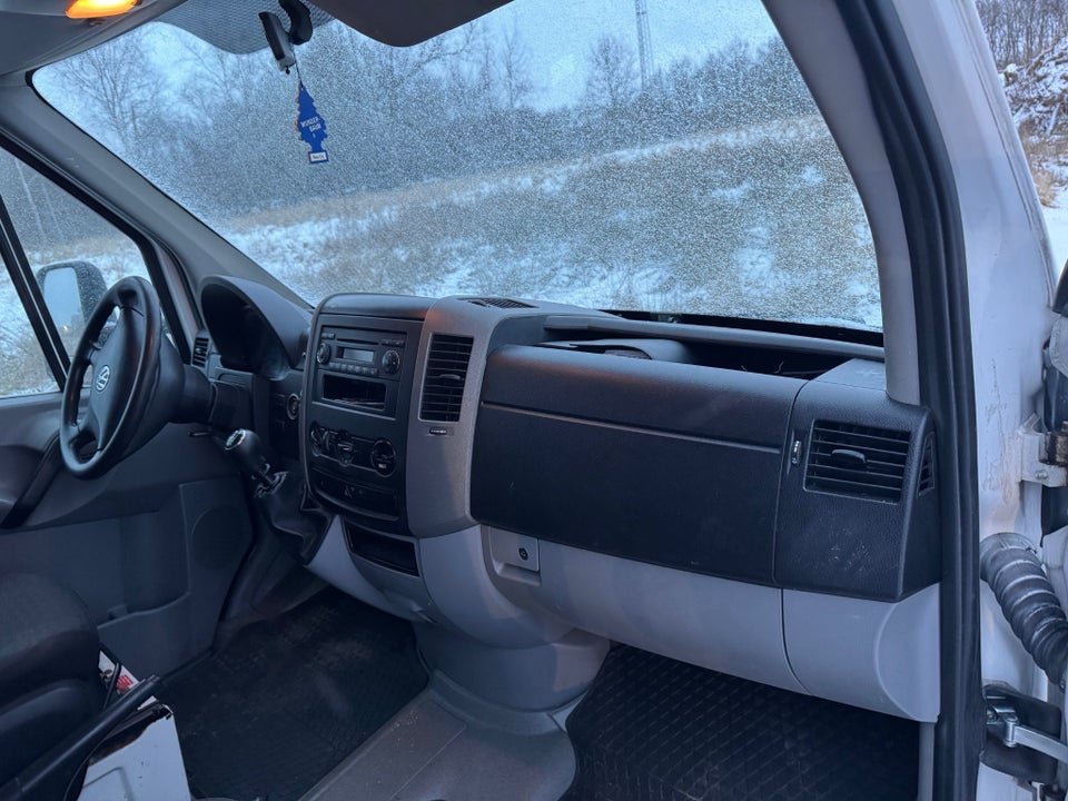 VW Crafter 2,0 TDi 163 Db.Kab m/lad M 4d