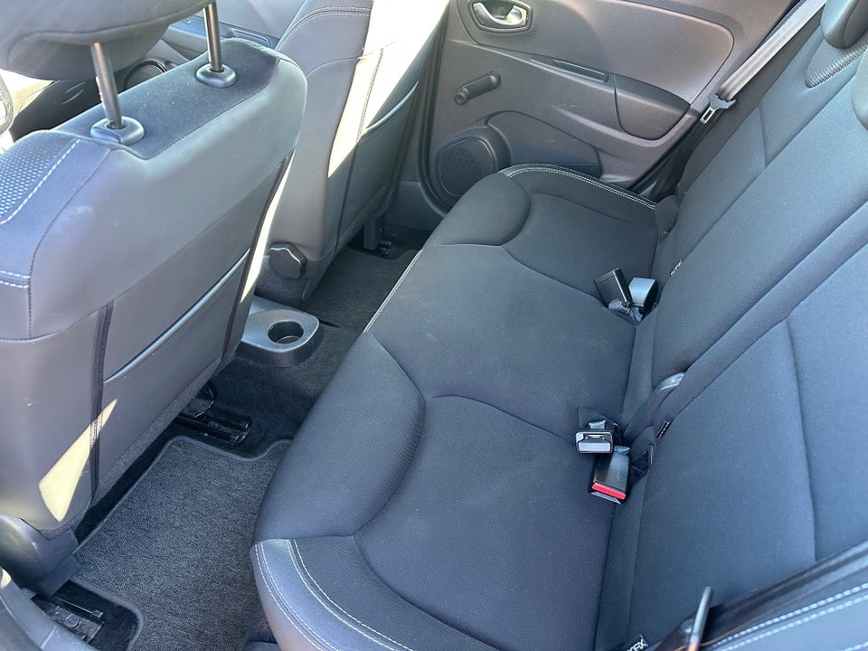 Renault Clio IV 0,9 TCe 90 Zen Sport Tourer 5d