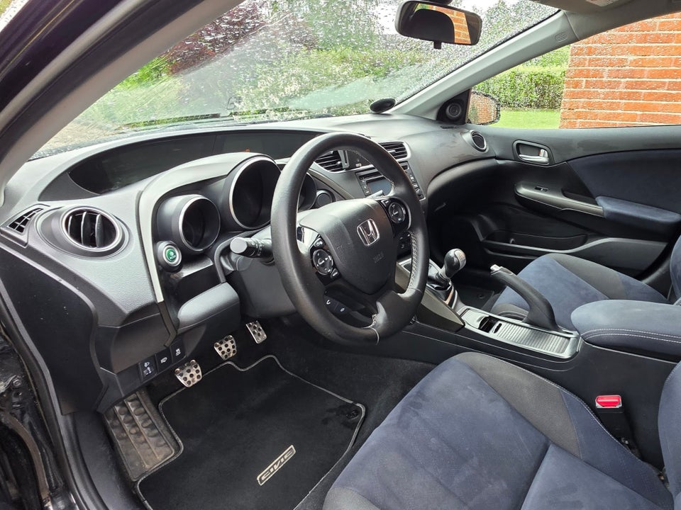Honda Civic 1,6 i-DTEC Sport 5d