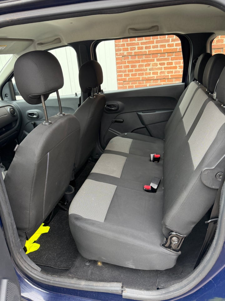 Dacia Lodgy 1,6 Sce 100 Base 5d