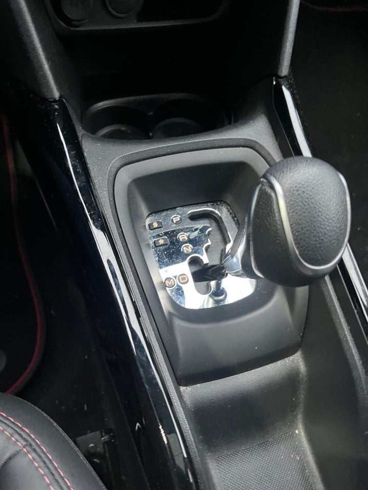 Peugeot 2008 1,2 PureTech 110 GT Line Sky EAT6 5d