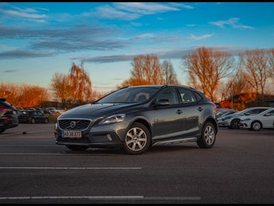 Volvo V40 CC 1,6 D2 115 Kinetic 5d