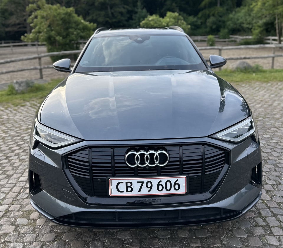 Audi e-tron 55 S-line quattro 5d