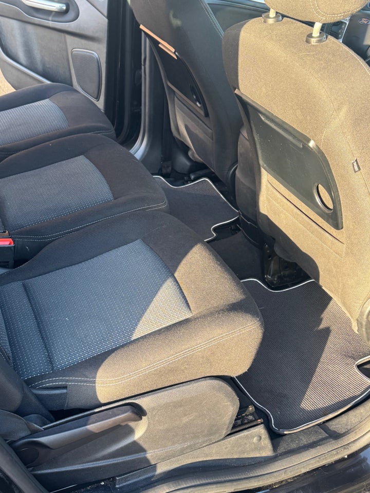 Ford S-MAX 2,0 TDCi 163 Titanium 7prs 5d