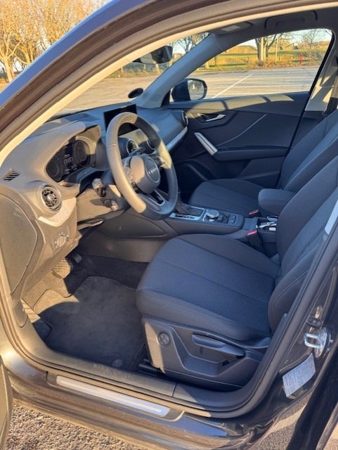 Audi Q2 35 TFSi Prestige S-tr. 5d