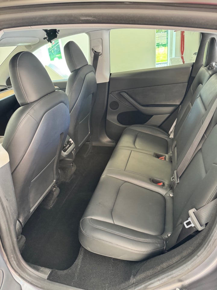Tesla Model Y Performance AWD 5d