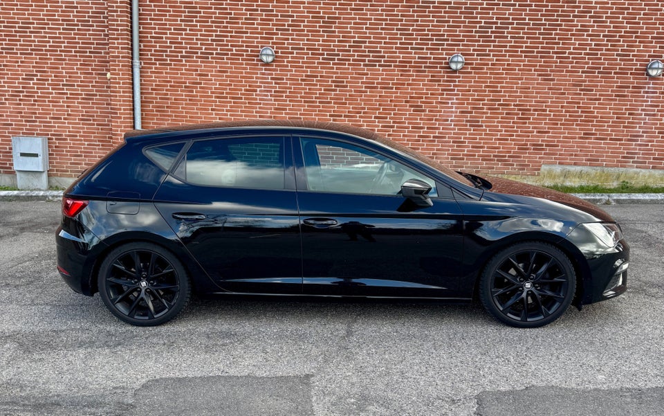 Seat Leon 1,5 TSi 150 FR Black Line+ DSG 5d