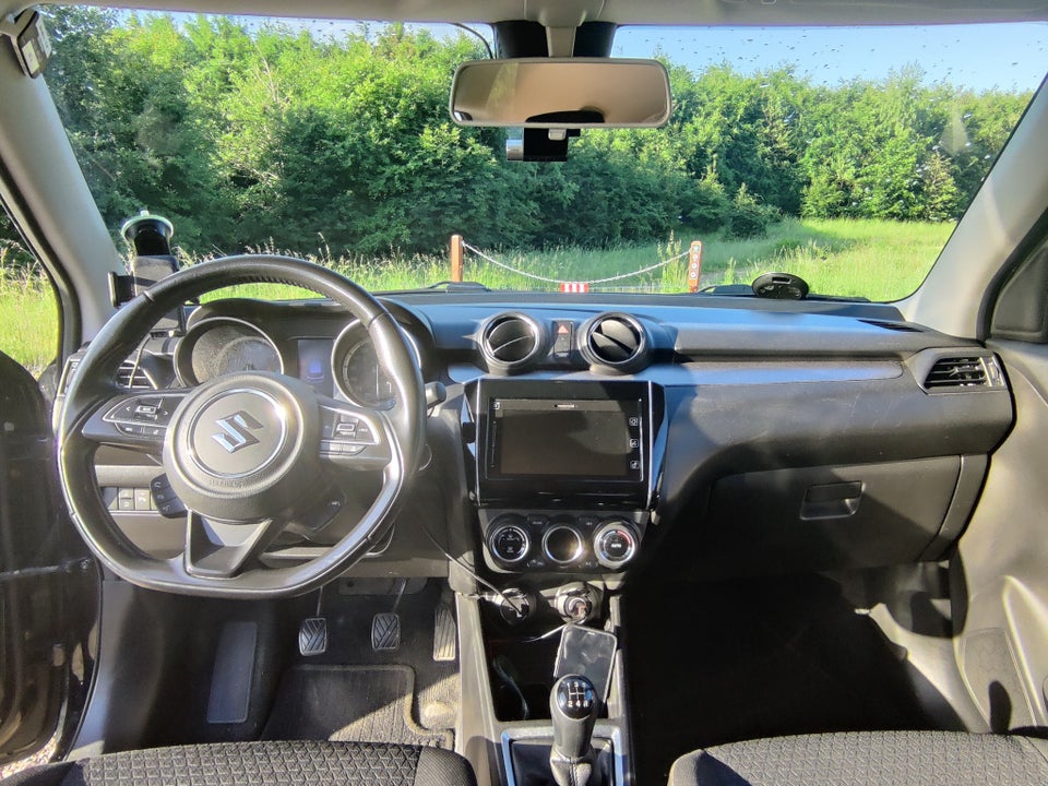 Suzuki Swift 1,2 mHybrid Exclusive 5d