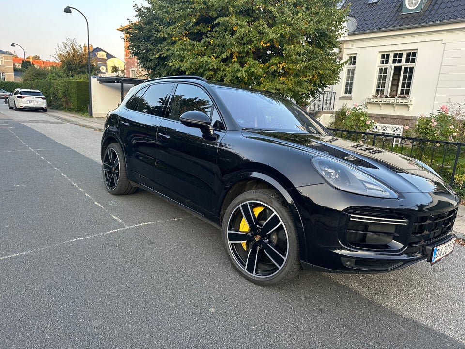 Porsche Cayenne Turbo S 4,0 E-Hybrid Tiptr. 5d