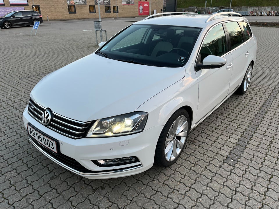 VW Passat 2,0 TDi 177 R-line Variant DSG BMT 5d