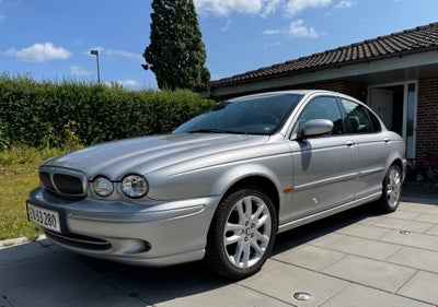 Jaguar X-type 2,5 4x4 4d