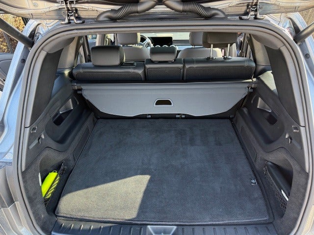 Mercedes EQB300 Progressive Advance Plus 4Matic 5d