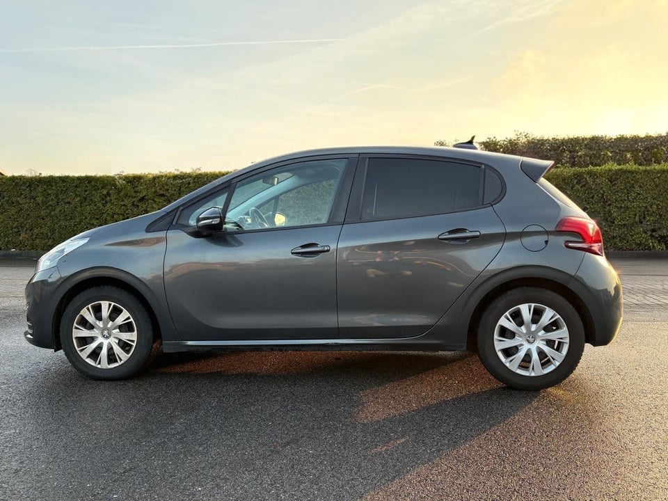 Peugeot 208 1,2 VTi 82 Active 5d