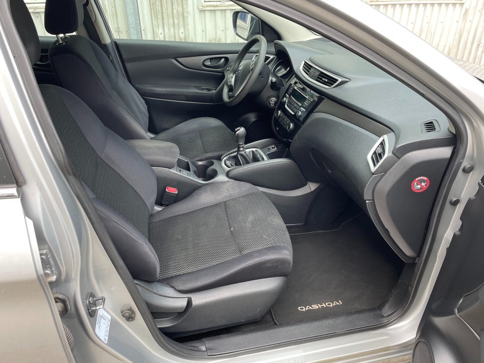 Nissan Qashqai 1,2 Dig-T 115 Acenta Connect 5d