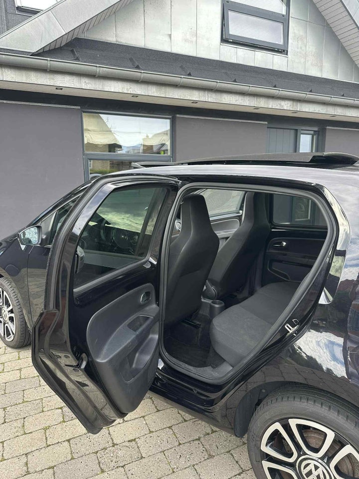 VW Up! 1,0 MPi 60 Move Up! BMT 5d