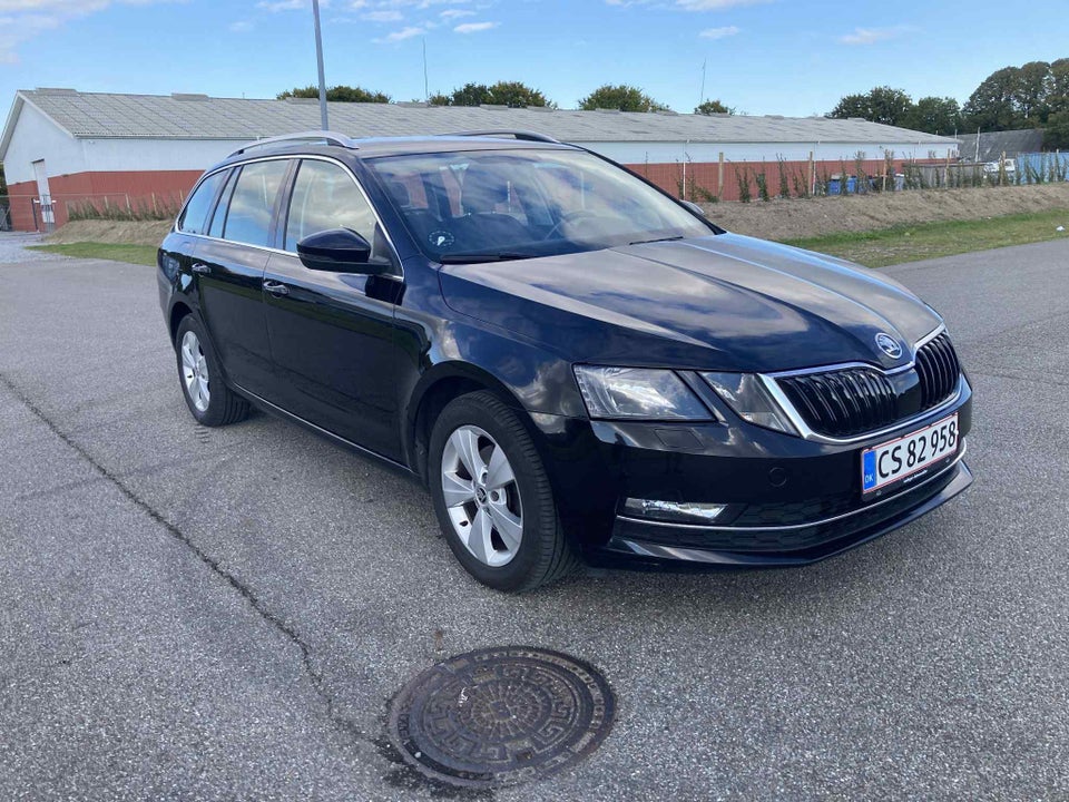 Skoda Octavia 2,0 TDi 150 Style Combi DSG 5d