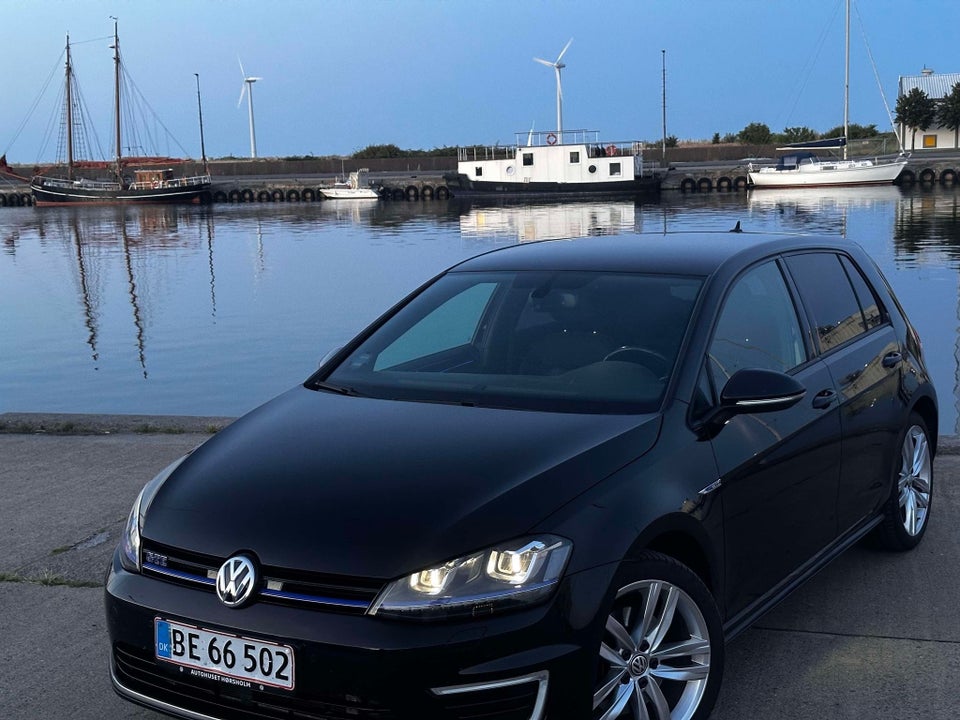 VW Golf VII 1,4 GTE DSG 5d